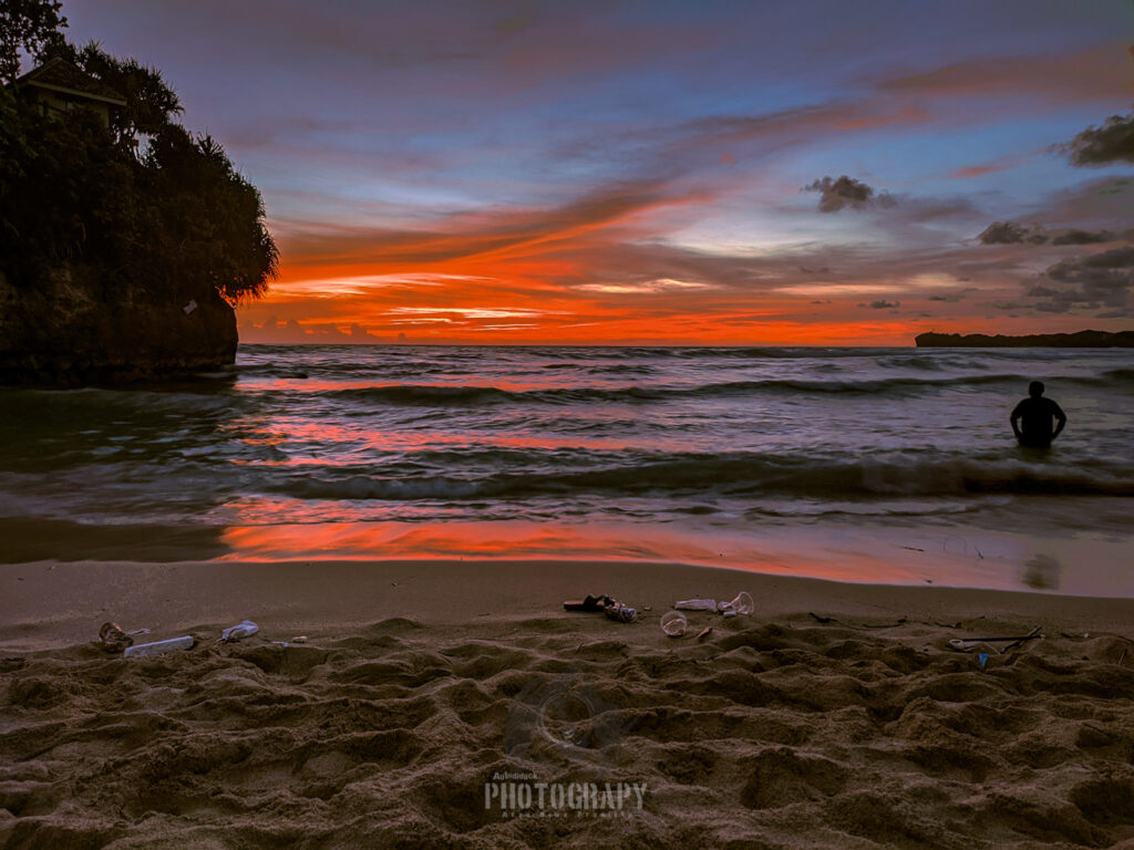 Sunset Pantai Indrayanti