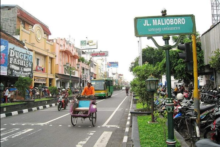 Jalan Malioboro: Jantung Kota Yogyakarta